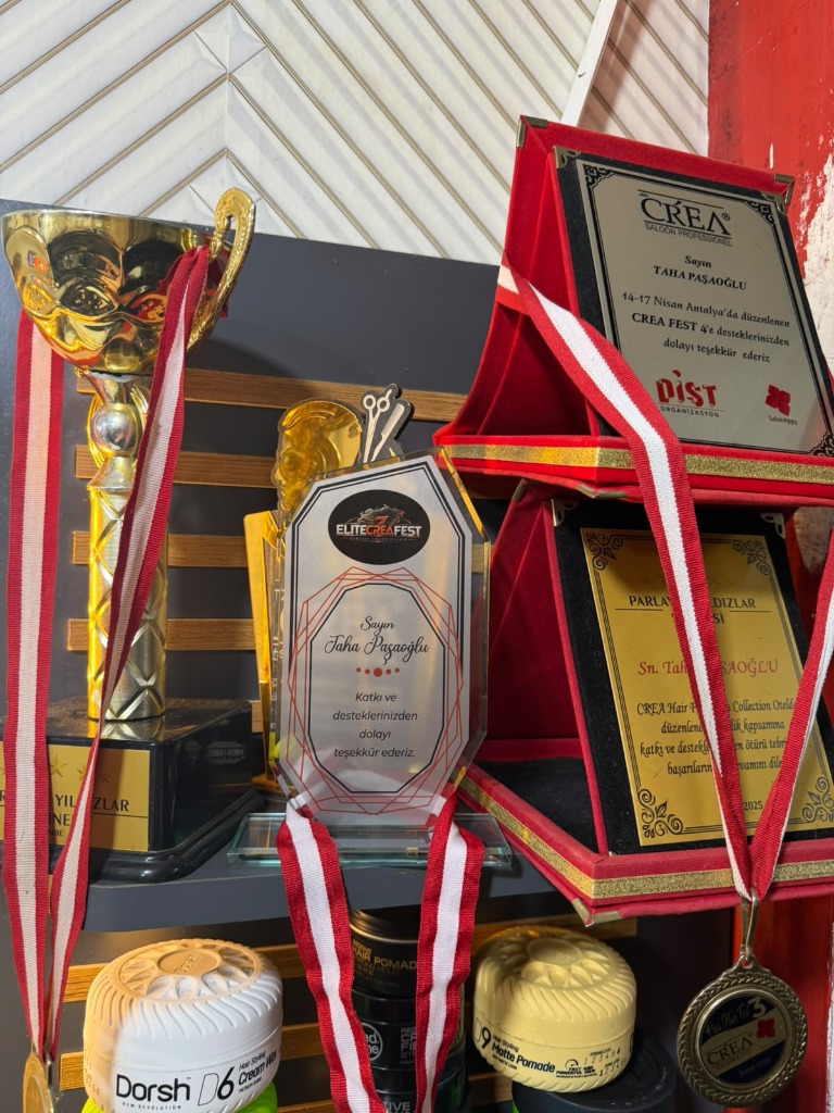 Taha Paşaoğlu CREA FEST Şampiyonluk Kupaları ve Plaketleri